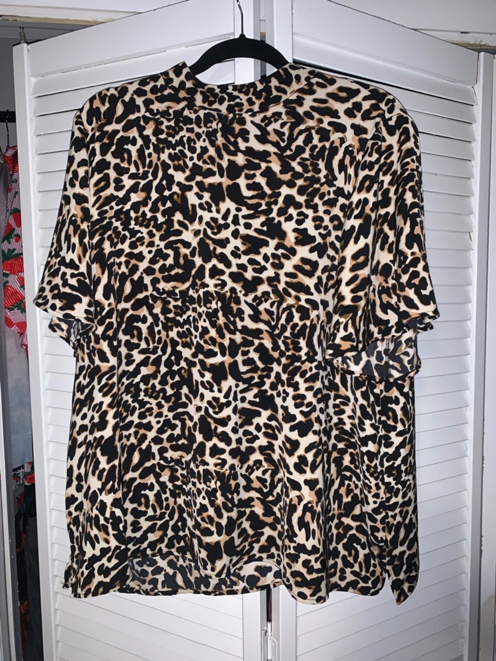 Eloquii Plus Size Women’s Animal Print Tie-Neck Top